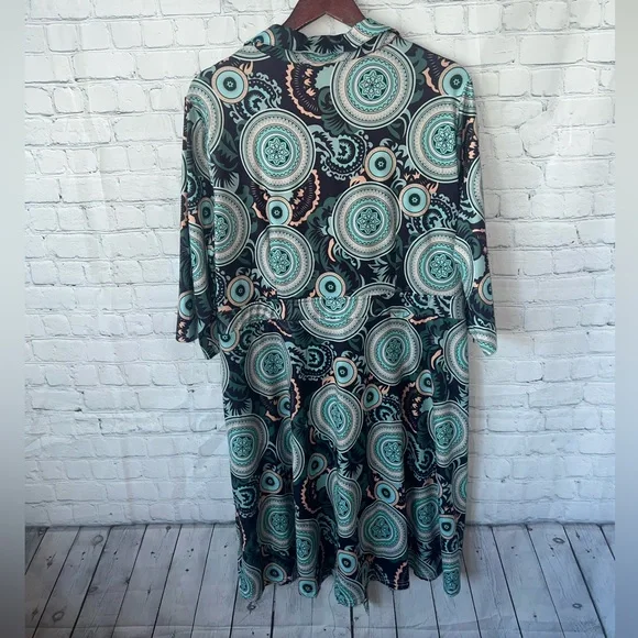 BRAND NWT Reborn New York Green, Black & Pink long dress size 2X - Picture 13 of 13